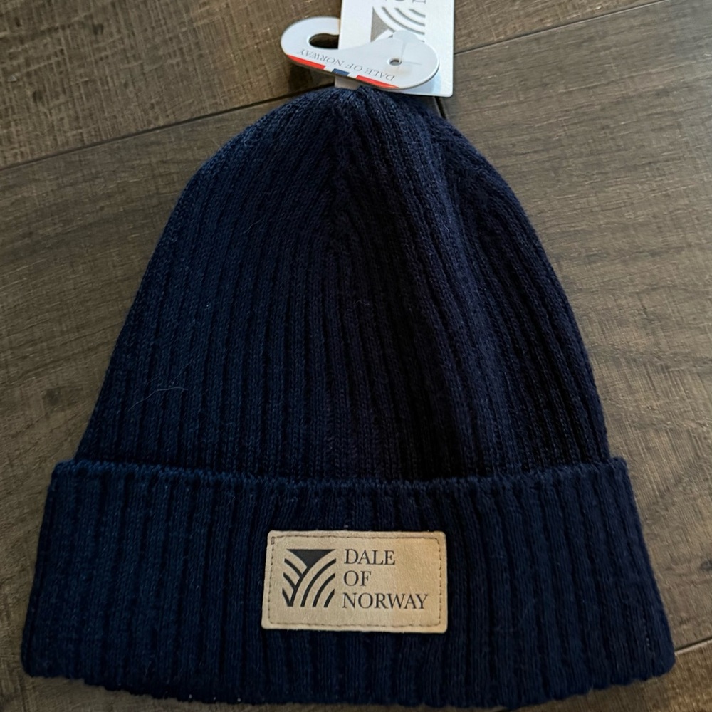 New Dale of Norway Navy Blue Alvoy Beanie with tags